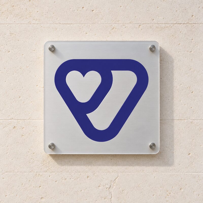 Vanquis logo