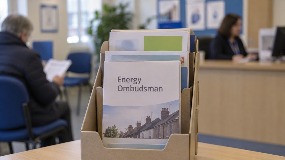 When you can take a complaint to the Energy Ombudsman